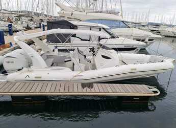 Rent a dinghy in Kornati Marina - Advance G800
