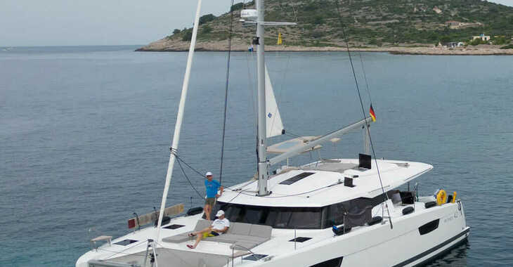 Chartern Sie katamaran in Marina Frapa - Astréa 42.3