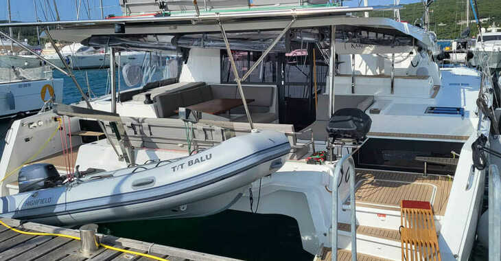 Rent a catamaran in Punat Marina - Elba 45