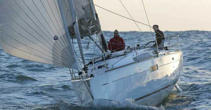 Rent a sailboat in Veruda - Sun Odyssey 349