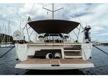 Rent a sailboat in Marina di Portisco - Dufour 56 