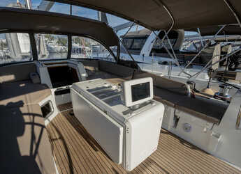 Rent a sailboat in Nidri Marine - Jeanneau 54