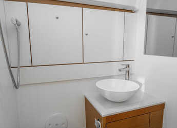 Rent a sailboat in Nidri Marine - Jeanneau 54