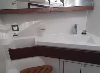 Chartern Sie segelboot in ACI Marina Dubrovnik - Oceanis 46.1 - owner version