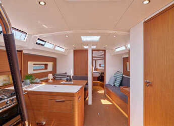 Alquilar velero en ACI Marina Split - First 44