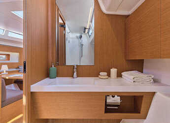 Alquilar velero en ACI Marina Split - First 44