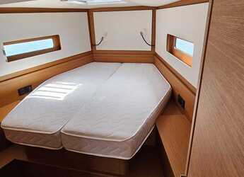 Alquilar velero en ACI Marina Split - First 44