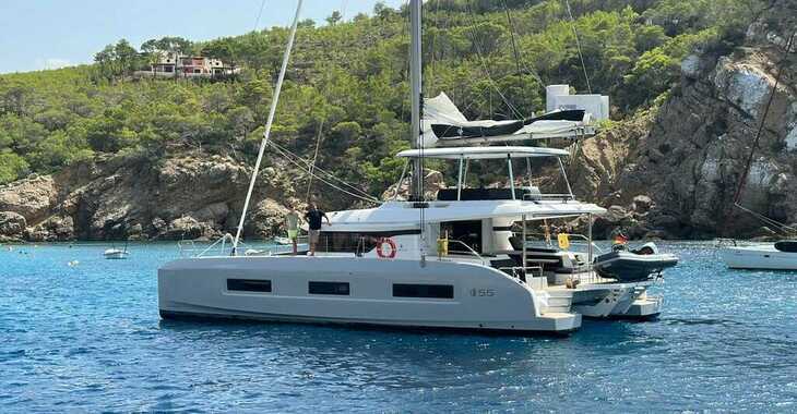 Alquilar catamarán en Naviera Balear - Lagoon 55 SlowDown (LUXURY Equipped, SUPs, Watertoys, A/C, W-Maker, Gen, Teak, Wi-Fi, Underwater Lights,...