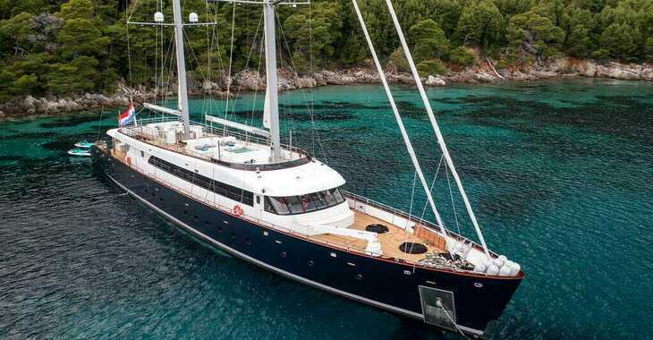 Rent a schooner in Split (ACI Marina) - Gulet Nocturno (Luxury)