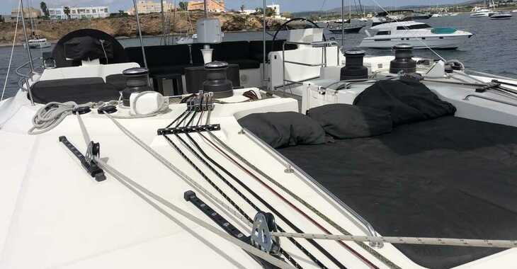 Alquilar catamarán en Marina Ibiza - Lagoon 620