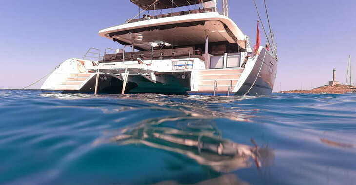 Chartern Sie katamaran in Marina Ibiza - Lagoon 620