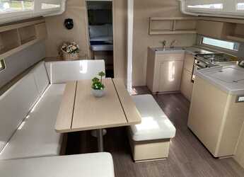 Louer voilier à Cala dei Sardi - Oceanis 40.1 (3cab)