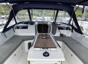 Louer voilier à Cala dei Sardi - Oceanis 40.1 (3cab)