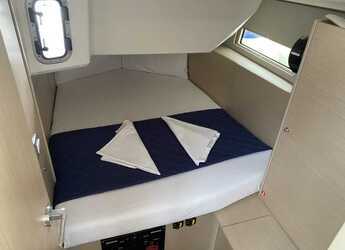 Louer voilier à Cala dei Sardi - Oceanis 40.1 (3cab)