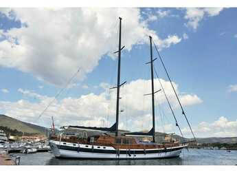 Rent a schooner in Marina di Cannigione - Elianora