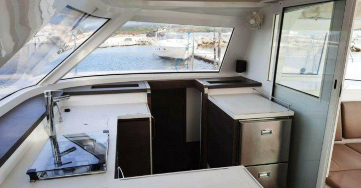 Rent a catamaran in Captain Oliver's Marina - Nautitech 40 Open