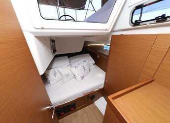 Rent a sailboat in Jezera ACI Marina - Sun Odyssey 490 - 5 cab.
