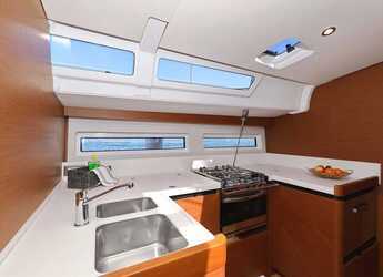 Rent a sailboat in Jezera ACI Marina - Sun Odyssey 490 - 5 cab.