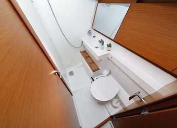 Rent a sailboat in Jezera ACI Marina - Sun Odyssey 490 - 5 cab.