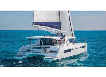 Rent a catamaran in Alimos Marina - Leopard 45