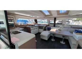 Rent a catamaran in Marina Baotić - Elba 45
