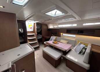 Chartern Sie segelboot in ACI Marina Split - Oceanis 40.1