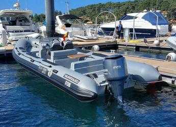 Rent a motorboat in Monte Real Club de Yates de Baiona - Vanguard 760