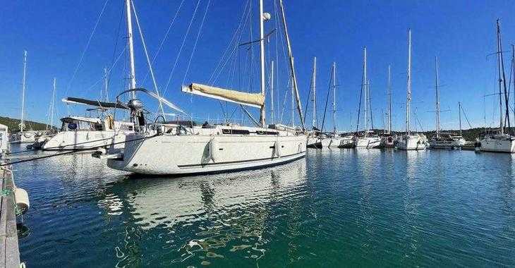 Rent a sailboat in Marine Pirovac - Dufour 405 GL