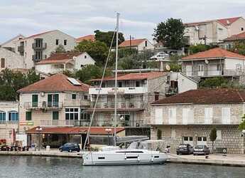 Alquilar velero en SCT Marina Trogir - Oceanis 40.1