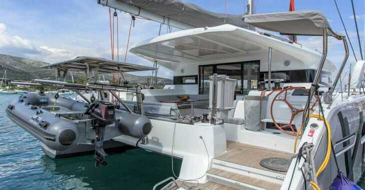 Chartern Sie katamaran in SCT Marina Trogir - Excess 15