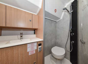 Louer voilier à Zadar Marina - Bavaria C42