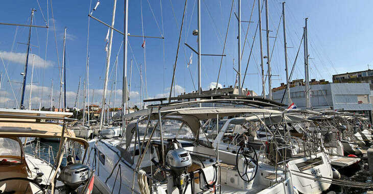 Louer voilier à Zadar Marina - Oceanis 40.1