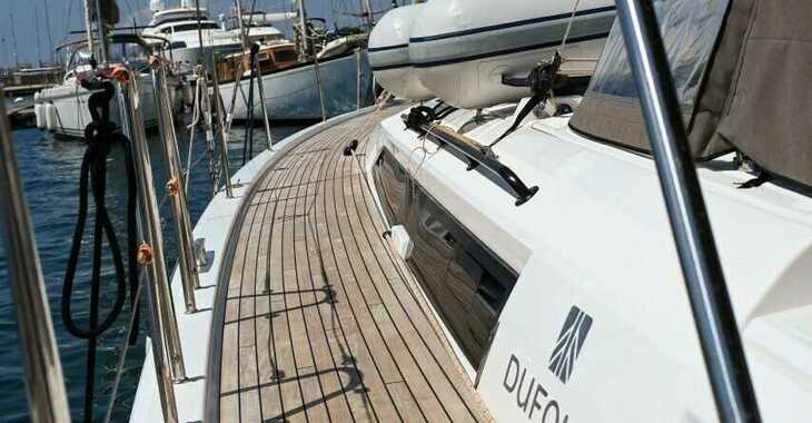 Rent a sailboat in Zadar Marina - Dufour 470