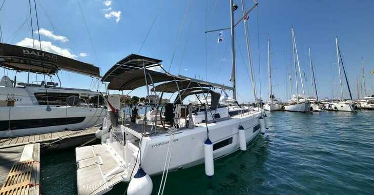 Rent a sailboat in Marina Tankerkomerc - Dufour 470