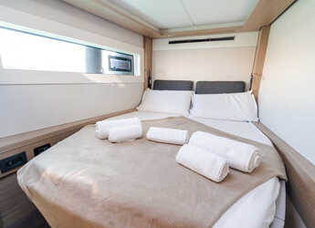 Alquilar catamarán en Porto Capo d'Orlando Marina - Lagoon 46