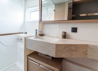 Alquilar catamarán en Porto Capo d'Orlando Marina - Lagoon 46