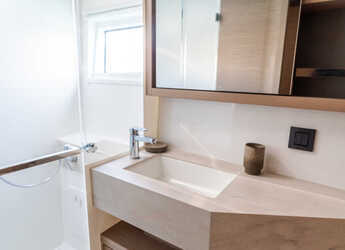 Alquilar catamarán en Porto Capo d'Orlando Marina - Lagoon 46