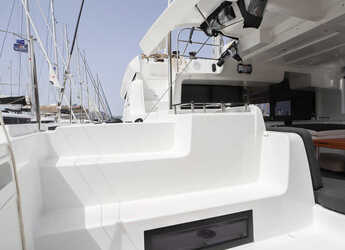 Alquilar catamarán en Porto Olbia - Lagoon 46 