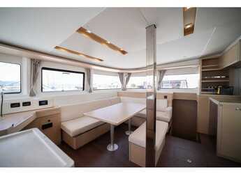 Alquilar catamarán en Porto Olbia - Lagoon 46 