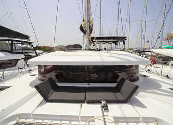 Alquilar catamarán en Porto Olbia - Lagoon 46 