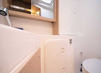 Alquilar catamarán en Porto Olbia - Lagoon 42