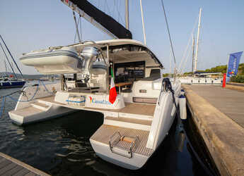 Alquilar catamarán en Porto Olbia - Lagoon 42