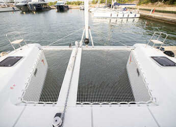 Alquilar catamarán en Porto Olbia - Lagoon 42