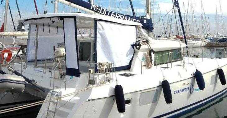 Louer catamaran à Paros Marina - Lagoon 420