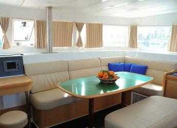 Alquilar catamarán en Paros Marina - Lagoon 420