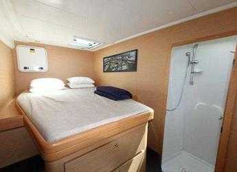 Alquilar catamarán en Paros Marina - Lagoon 420