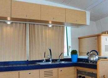 Alquilar catamarán en Paros Marina - Lagoon 420