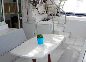 Alquilar catamarán en Paros Marina - Lagoon 420