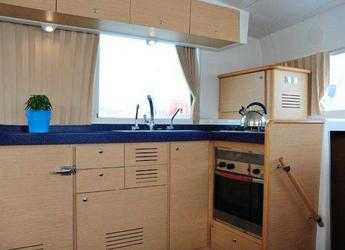 Alquilar catamarán en Paros Marina - Lagoon 420