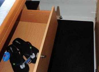 Alquilar catamarán en Paros Marina - Lagoon 420